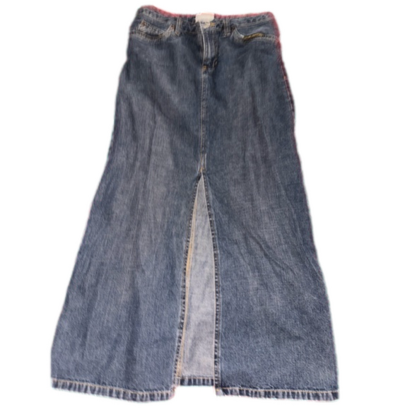 Old Navy Dresses & Skirts - ✨VINTAGE Women’s Old Navy Split Denim Skirt✨